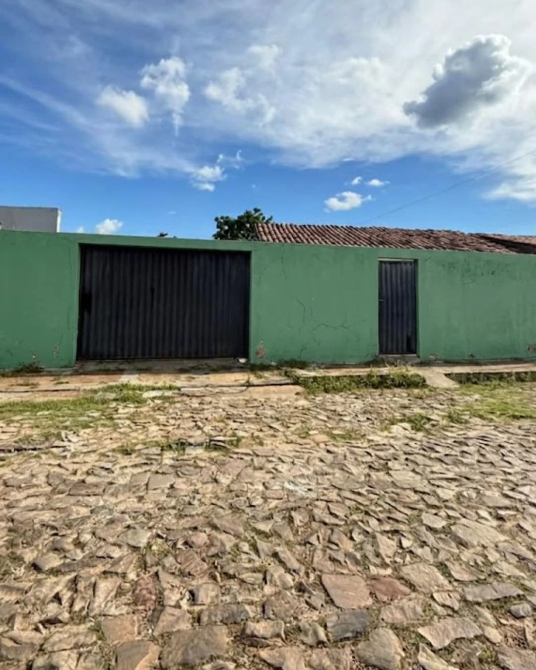OPORTUNIDADE IMPERDÍVEL CASA NO BAIRRO MUTIRÃO