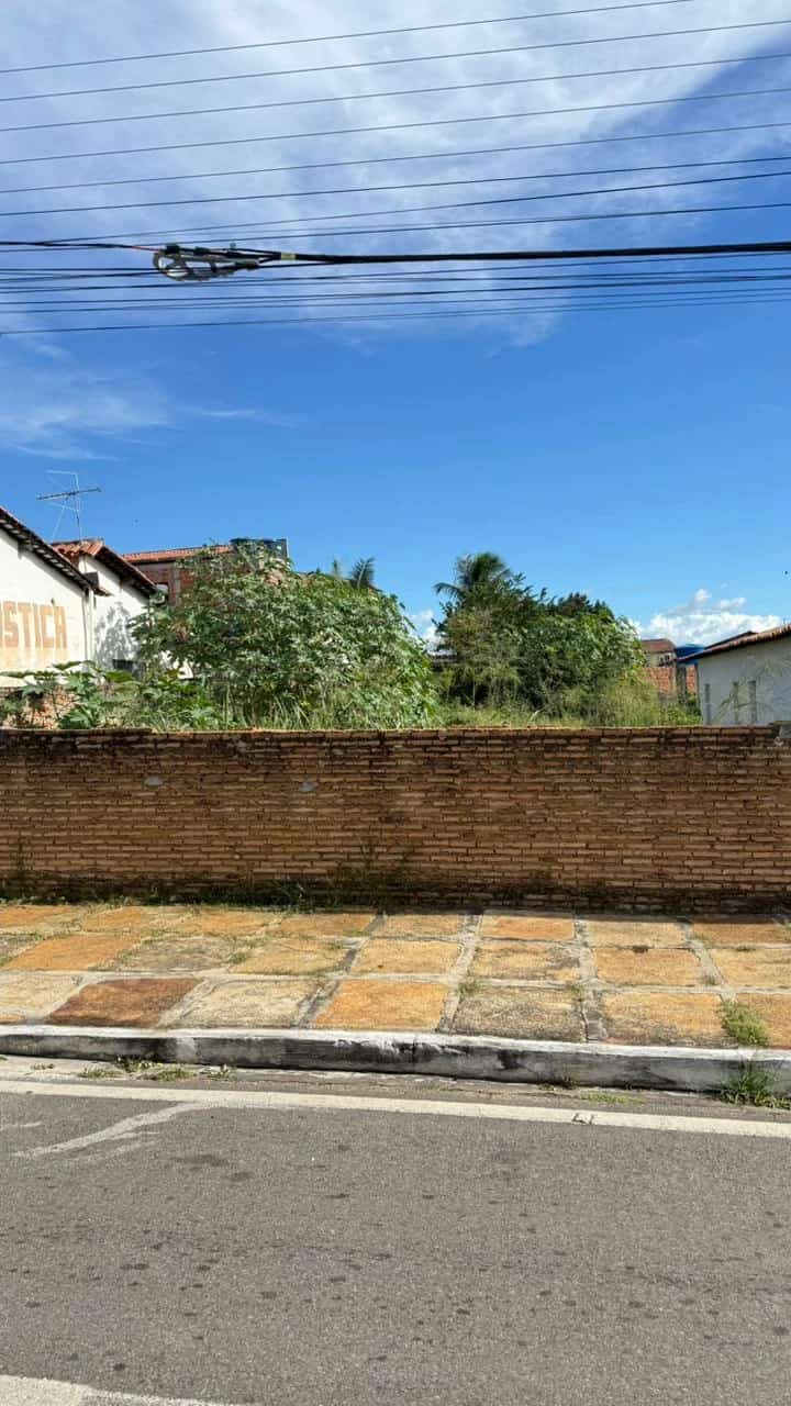 IMÓVEL COMERCIAL À VENDA EM LOCALIZAÇÃO ESTRATÉGICA